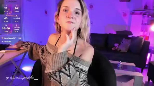 Image 4 of misschloe__ Stream on Chaturbate on 19 days ago