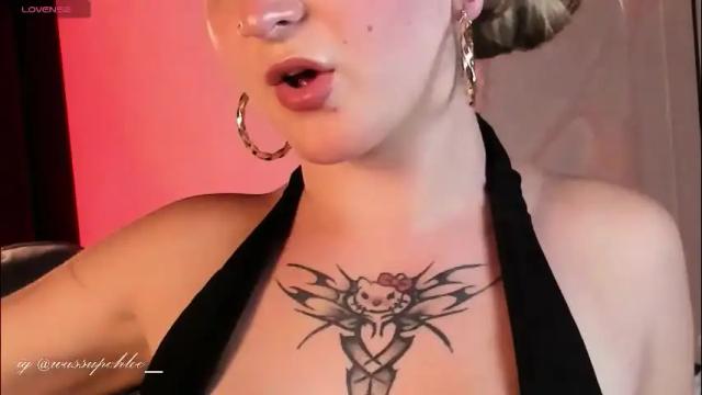 Image 3 of misschloe__ Stream on Chaturbate on 2 months ago