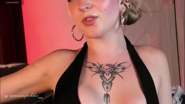 Image 6 of misschloe__ Stream on Chaturbate on 2 months ago