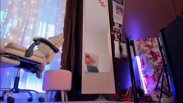 Image 3 of missclairdelune Stream on Chaturbate on 11 days ago