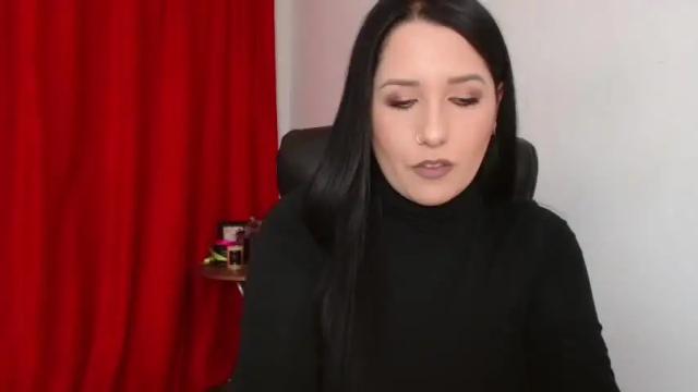 Image 11 of missdyaa Stream on Chaturbate on 14 months ago