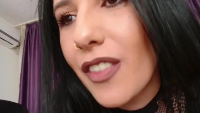 Image 2 of missdyaa Stream on Chaturbate on 12 months ago