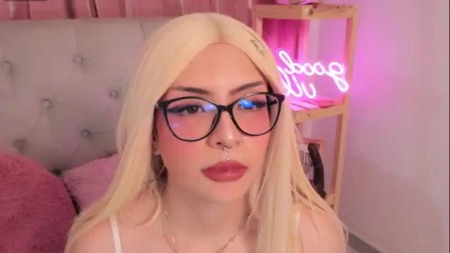 Image 4 of misselektra__ Stream on Chaturbate on 24 days ago