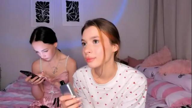 Image 8 of misseliss Stream on Chaturbate on 2 days ago