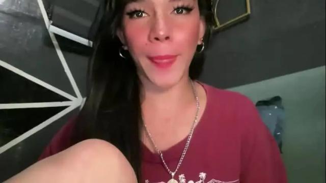 Image 12 of misselliefayexxx Stream on Chaturbate on 1 month ago