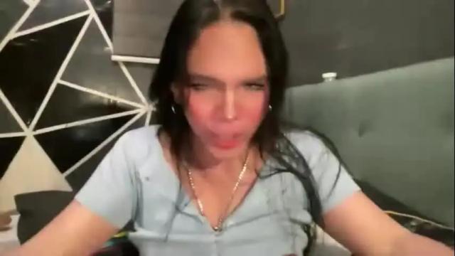 Image 2 of misselliefayexxx Stream on Chaturbate on 1 month ago