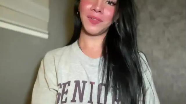 Image 12 of misselliefayexxx Stream on Chaturbate on 27 days ago