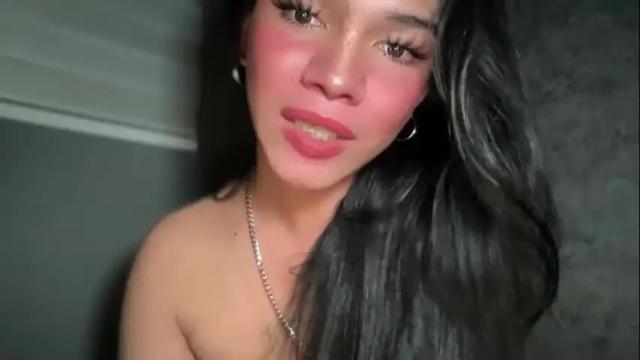 Image 4 of misselliefayexxx Stream on Chaturbate on 27 days ago