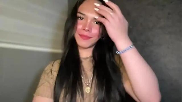 Image 4 of misselliefayexxx Stream on Chaturbate on 24 days ago