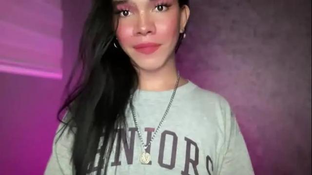 Image 6 of misselliefayexxx Stream on Chaturbate on 7 days ago