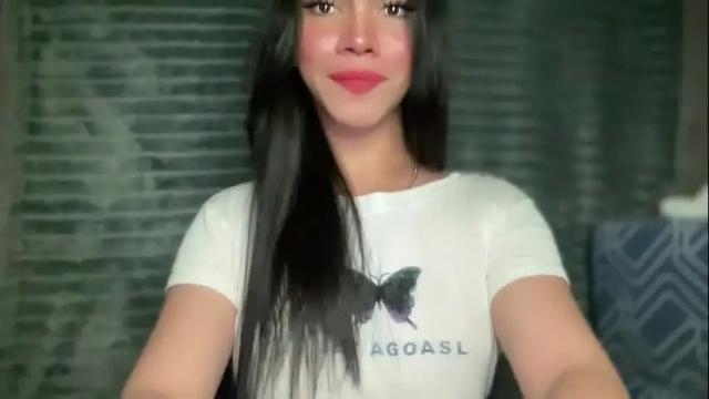 Image 2 of misselliefayexxx Stream on Chaturbate on 4 months ago