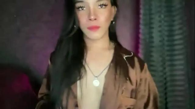 Image 2 of misselliefayexxx Stream on Chaturbate on 4 months ago