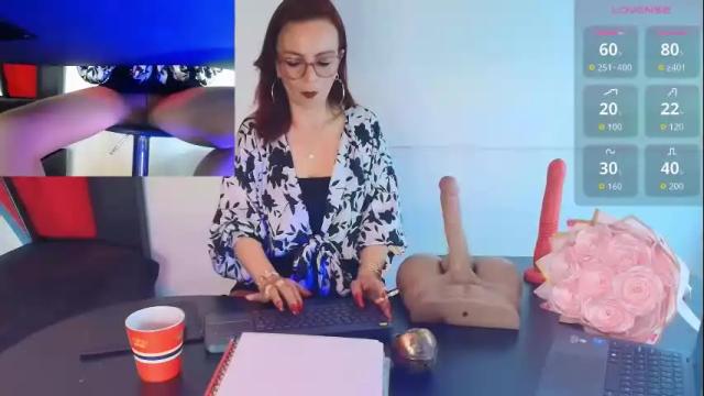 Image 12 of missellien Stream on Chaturbate on 3 months ago