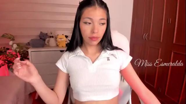 Image 3 of missesmeralda Stream on Chaturbate on 1 day ago