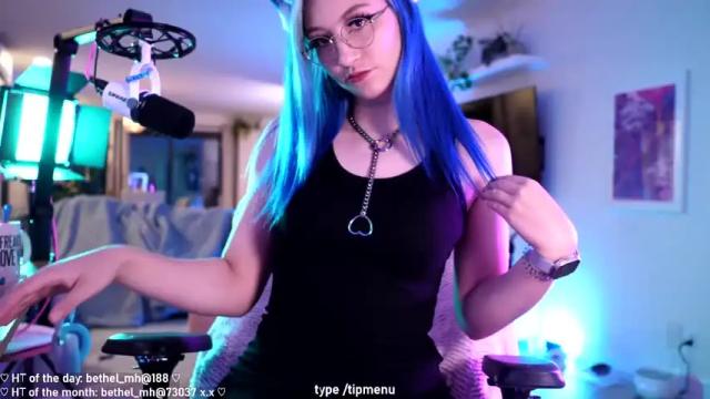Image 6 of misshowl Stream on Chaturbate on 22 hours ago