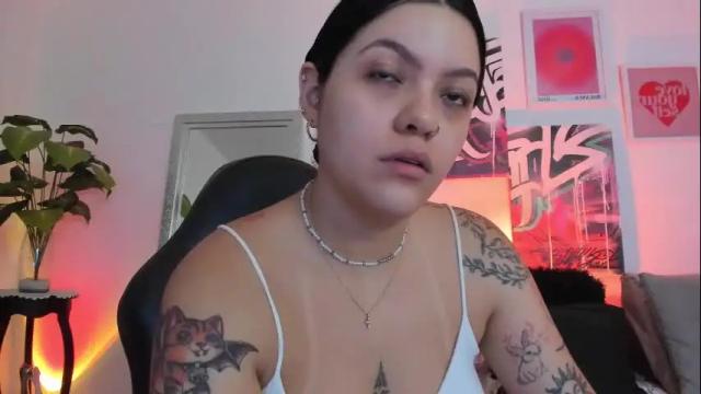 Image 4 of misshuntt3rs Stream on Chaturbate on 16 days ago
