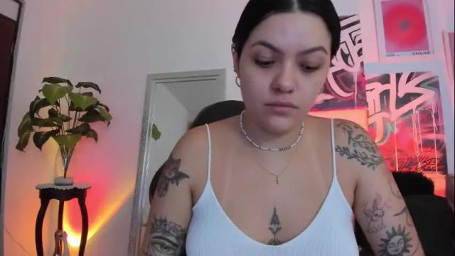Image 6 of misshuntt3rs Stream on Chaturbate on 16 days ago