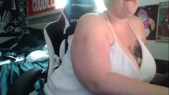 Image 12 of missiebitch Stream on Chaturbate on 18 days ago