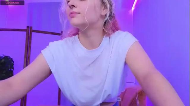 Image 11 of missis_america Stream on Chaturbate on 19 months ago