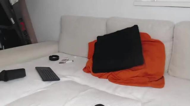 Image 4 of missjenifer Stream on Chaturbate on 15 months ago