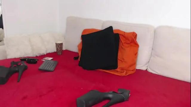 Image 8 of missjenifer Stream on Chaturbate on 2 months ago