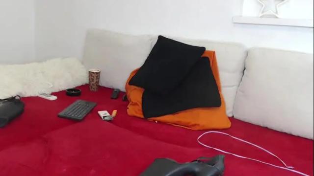Image 12 of missjenifer Stream on Chaturbate on 3 months ago