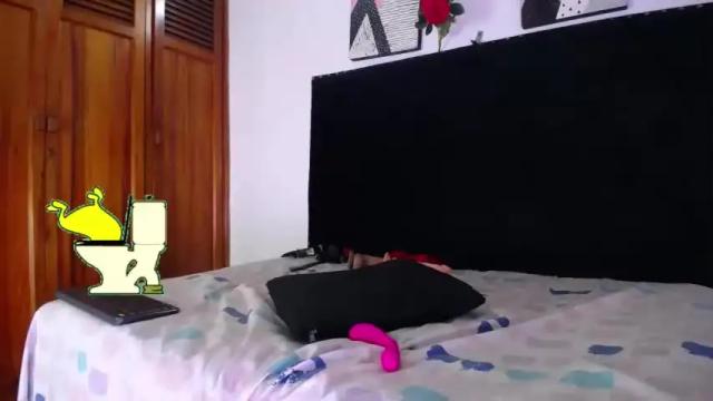 Image 3 of missjhonnes Stream on Chaturbate on 17 months ago