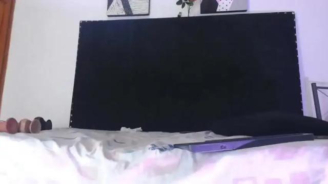 Image 3 of missjhonnes Stream on Chaturbate on 16 months ago