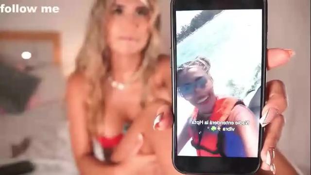 Image 12 of missjuliaa_ Stream on Chaturbate on 1 month ago