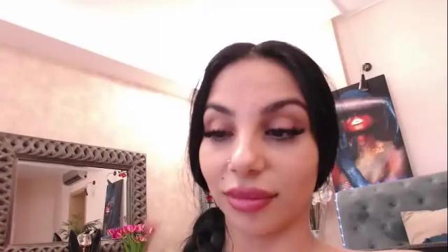 Image 2 of missjuliax Stream on Chaturbate on 28 days ago