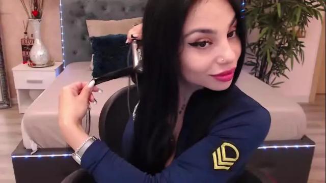 Image 6 of missjuliax Stream on Chaturbate on 11 days ago
