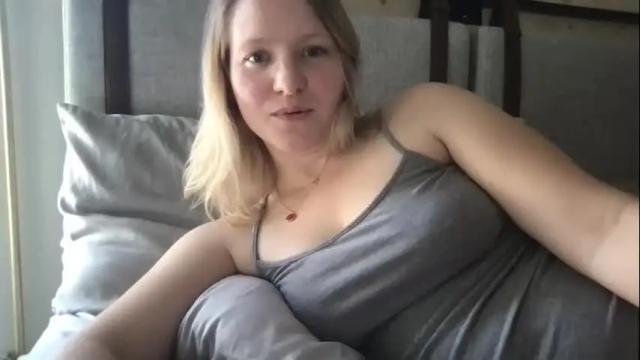 Image 12 of misskalinarose Stream on Chaturbate on 14 months ago