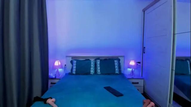 Image 2 of misskarla20 Stream on Chaturbate on 17 days ago