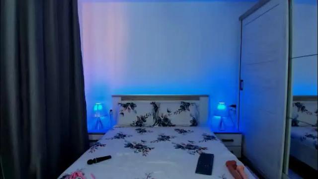 Image 2 of misskarla20 Stream on Chaturbate on 2 months ago