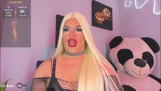 Image 2 of misskassandraa_ Stream on Chaturbate on 3 months ago