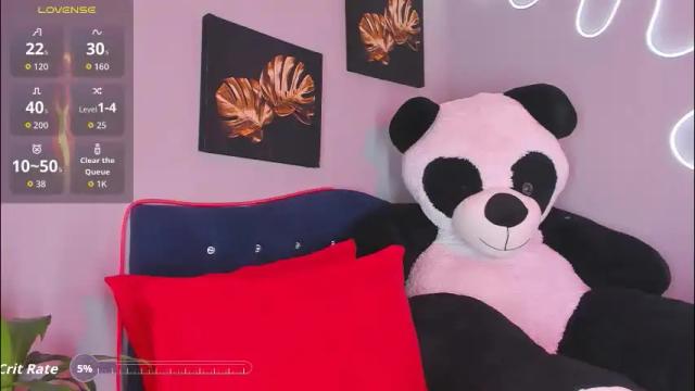 Image 3 of misskassandraa_ Stream on Chaturbate on 2 months ago