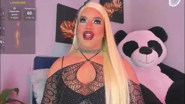 Image 10 of misskassandraa_ Stream on Chaturbate on 2 months ago