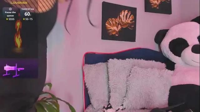 Image 11 of misskassandraa_ Stream on Chaturbate on 2 months ago