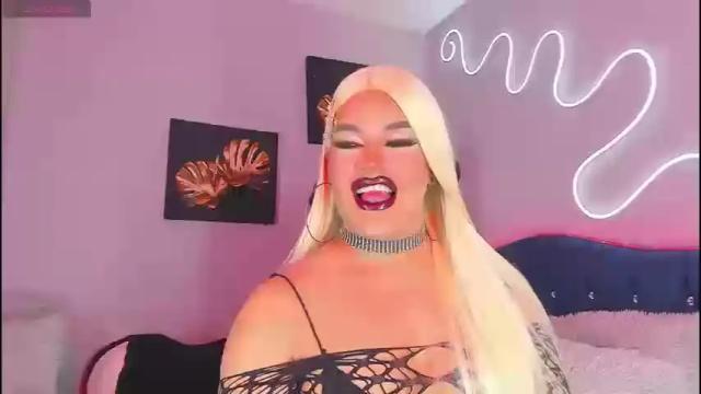 Image 2 of misskassandraa_ Stream on Chaturbate on 1 month ago