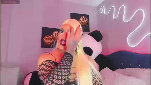 Image 3 of misskassandraa_ Stream on Chaturbate on 1 month ago