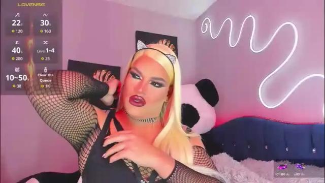 Image 11 of misskassandraa_ Stream on Chaturbate on 1 month ago