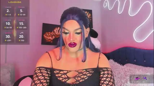 Image 3 of misskassandraa_ Stream on Chaturbate on 1 month ago