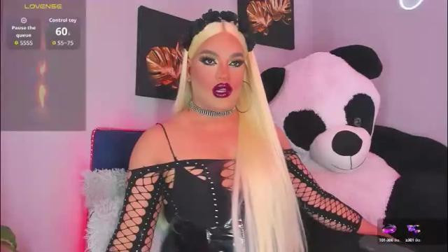 Image 11 of misskassandraa_ Stream on Chaturbate on 1 month ago