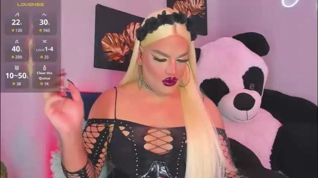 Image 4 of misskassandraa_ Stream on Chaturbate on 1 month ago