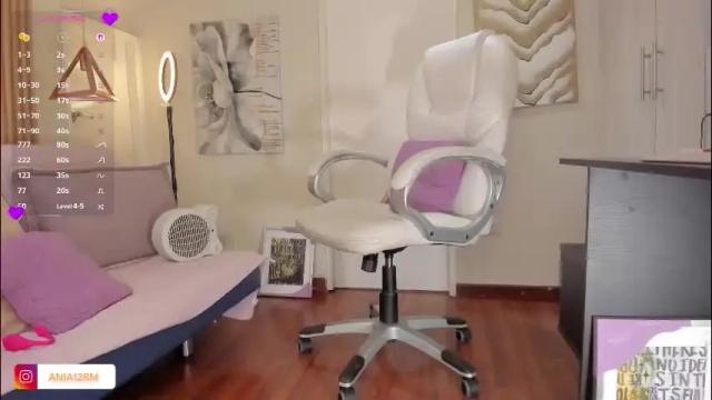 Image 2 of missketzaly Stream on Chaturbate on 14 days ago