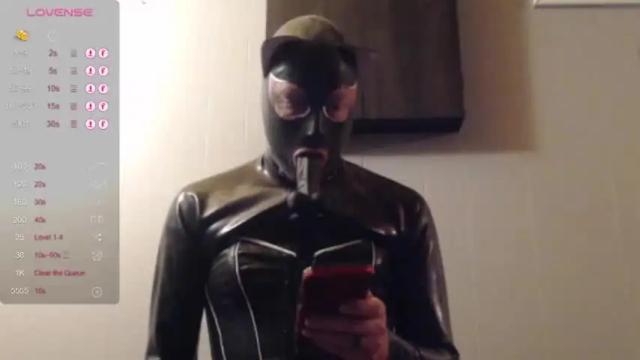 Image 10 of misskittylatex Stream on Chaturbate on 13 months ago