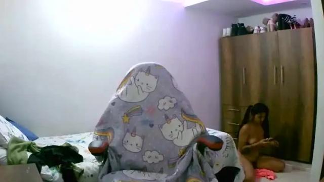 Image 8 of misskylie_ Stream on Chaturbate on 18 months ago