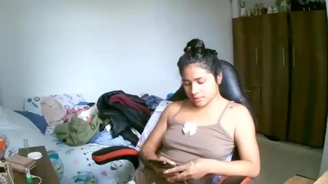 Image 7 of misskylie_ Stream on Chaturbate on 25 months ago