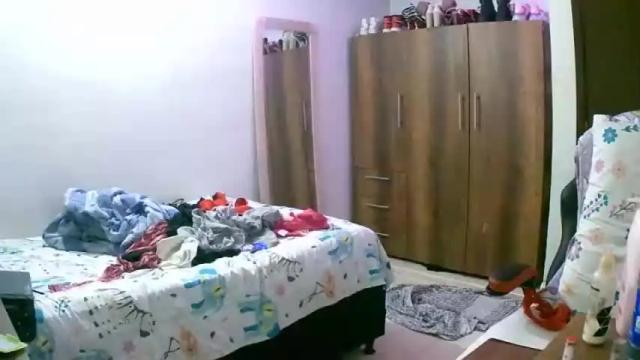 Image 8 of misskylie_ Stream on Chaturbate on 18 months ago