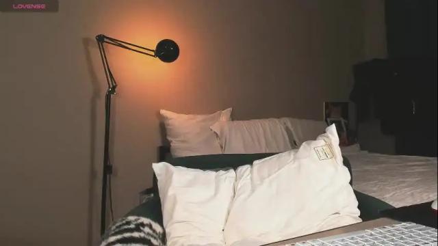 Image 12 of misslecter Stream on Chaturbate on 19 days ago